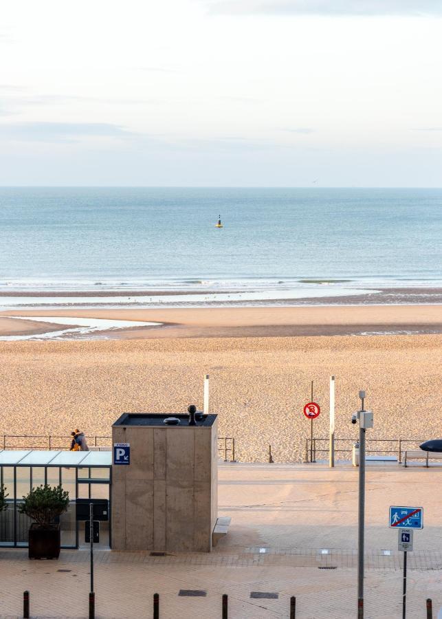 Design Appartement Empire Oostende Exterior photo